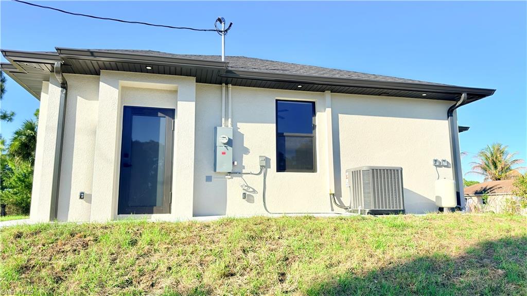 LEHIGH ACRES - Residential