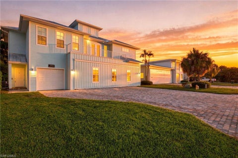 Photo of 3967 Skyway DR, NAPLES, FL 34112 (MLS # 226031027)