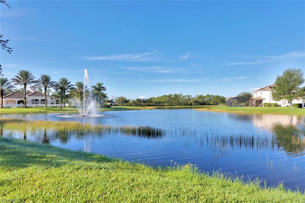 CORAL LAKES - Residential