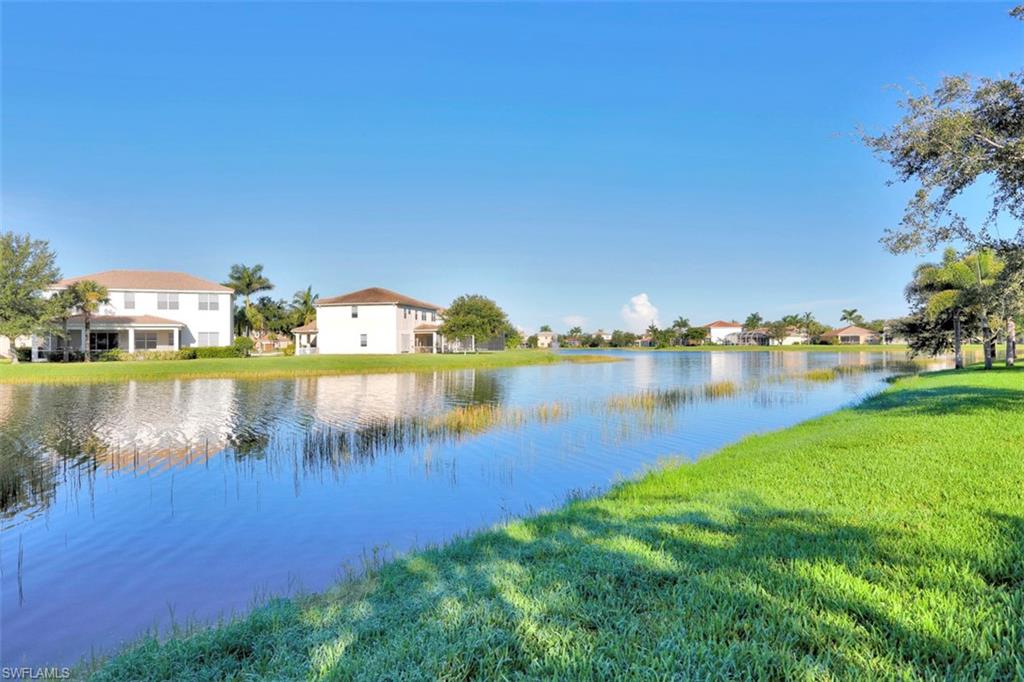 CORAL LAKES - Residential