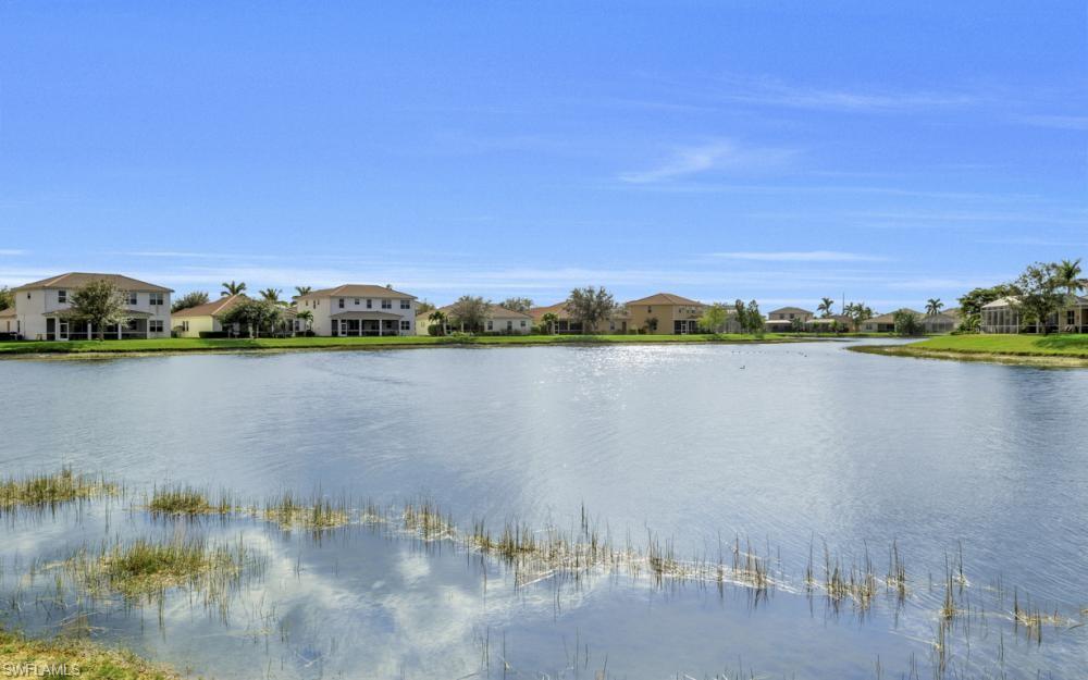 CORAL LAKES - Residential