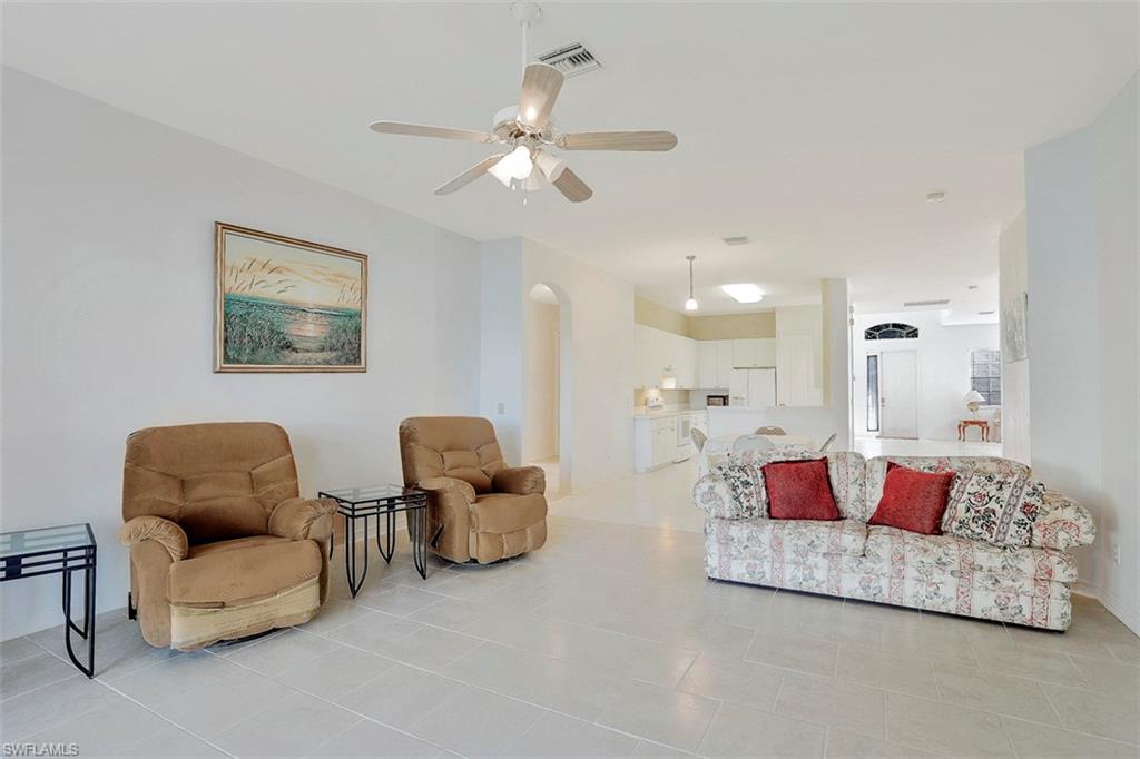 CORAL LAKES - Residential