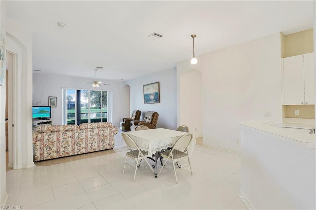 CORAL LAKES - Residential