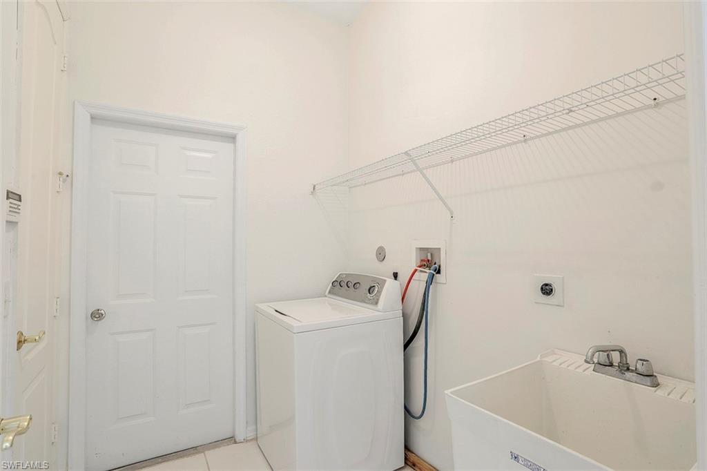 CORAL LAKES - Residential