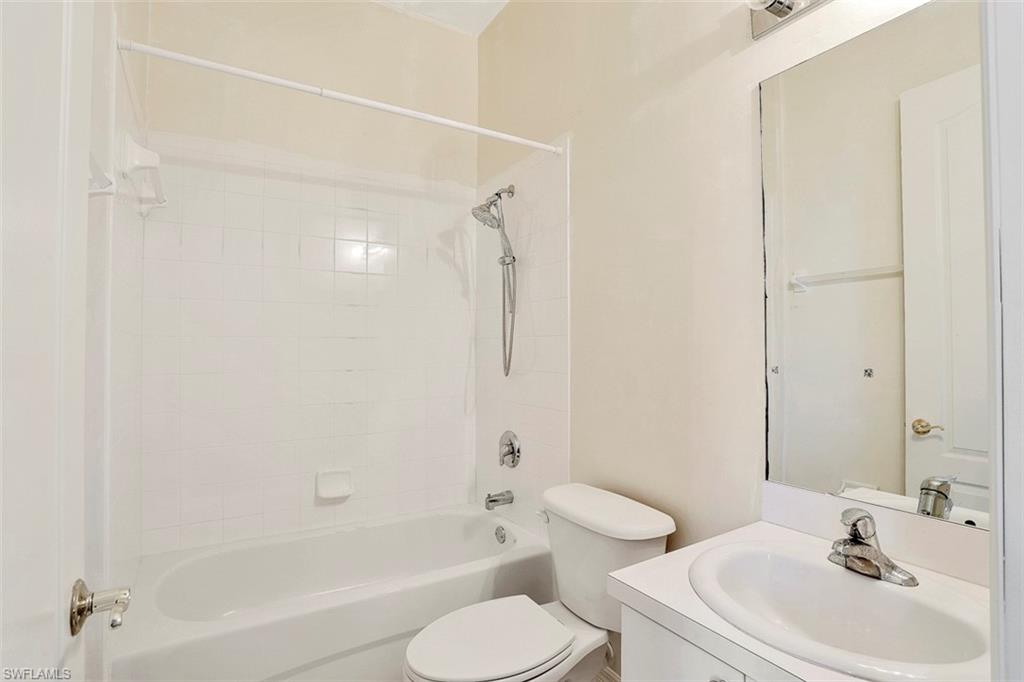 CORAL LAKES - Residential