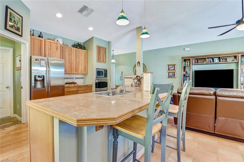 MAPLEWOOD - Residential