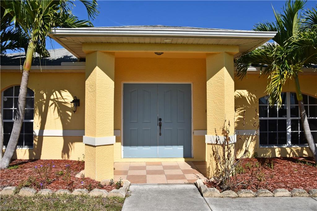 CAPE CORAL - Residential