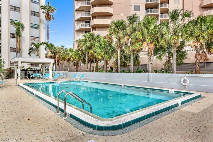 SUNSET VISTA - Residential