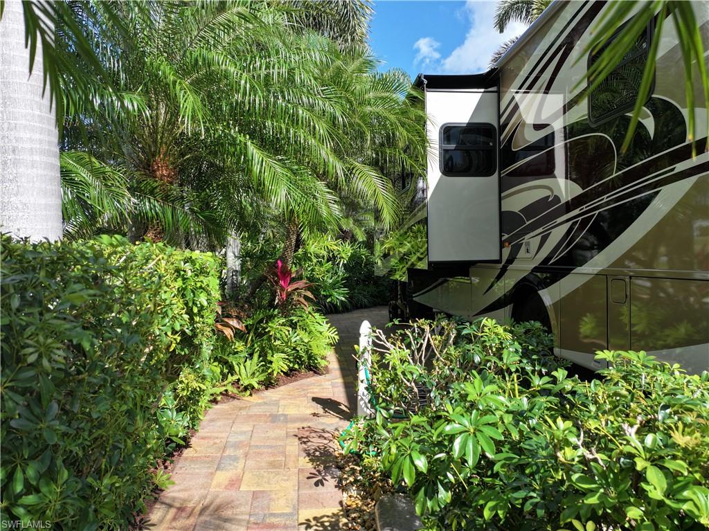 CYPRESS WOODS RV RESORT - Land