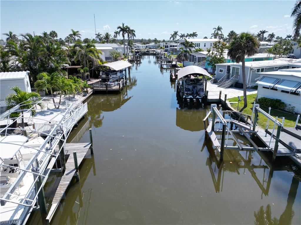 11370 Bougainvillea LN