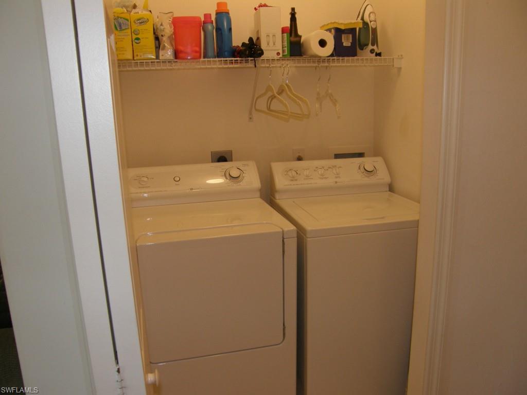 CLUBHOUSE VILLAS - Residential