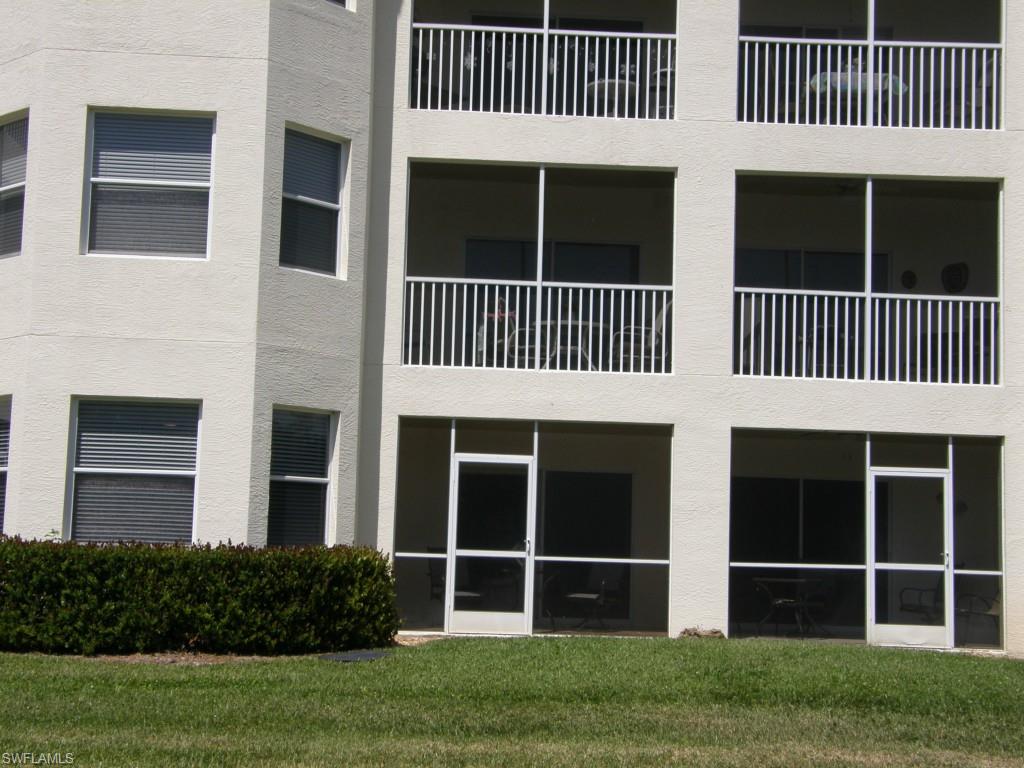 CLUBHOUSE VILLAS - Residential