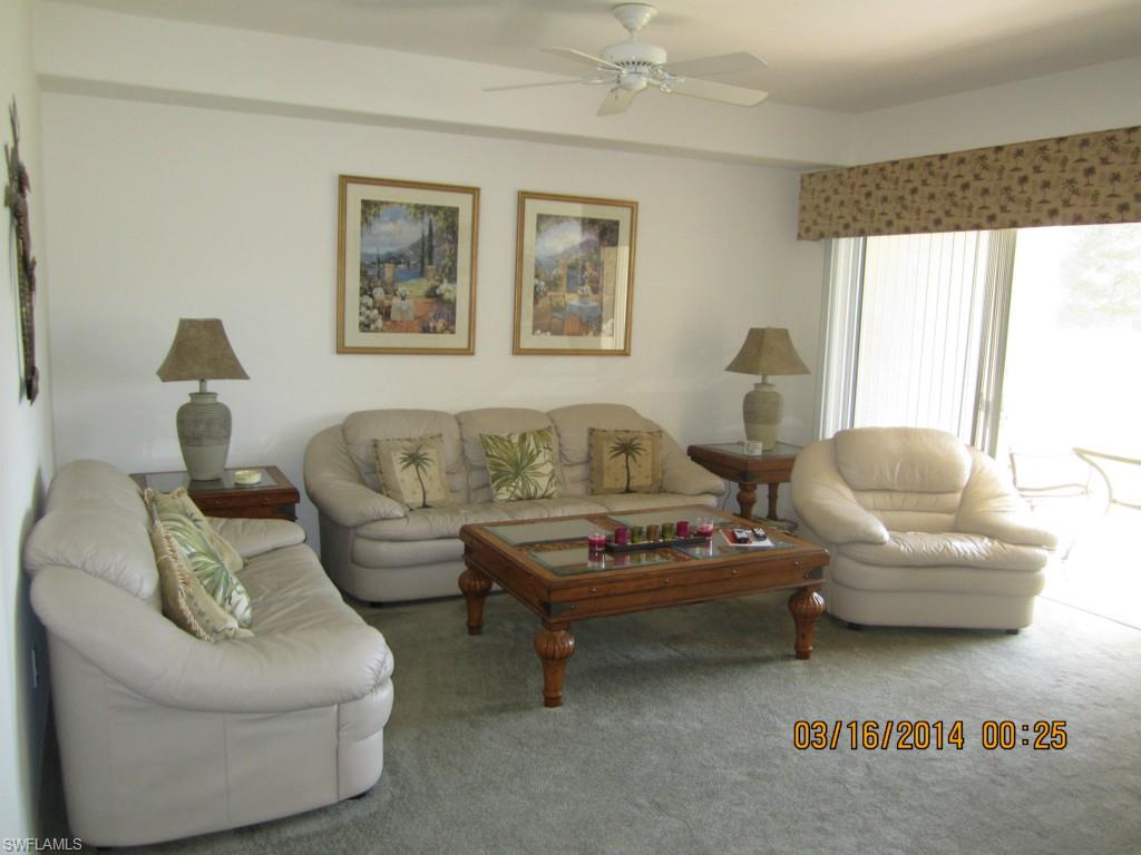 CLUBHOUSE VILLAS - Residential