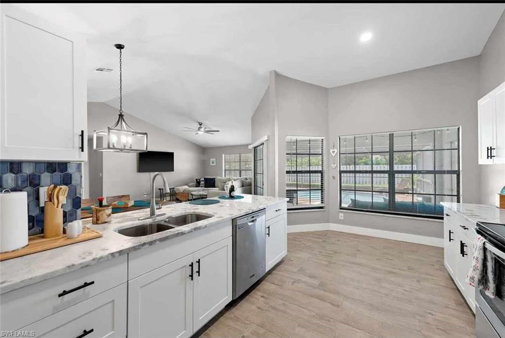 CAPE CORAL - Residential Lease