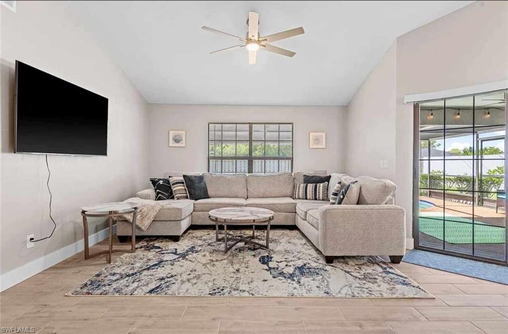 CAPE CORAL - Residential Lease