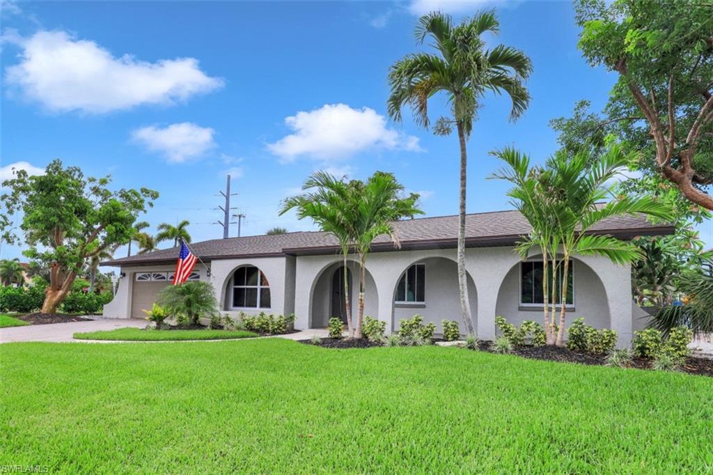 MARCO BEACH - Residential