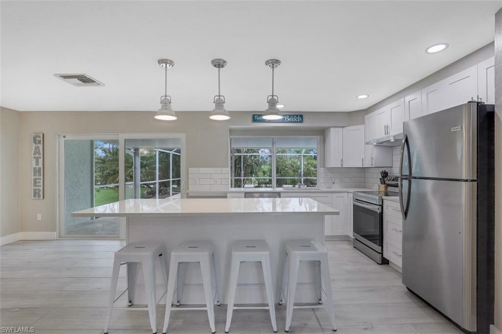 MARCO BEACH - Residential