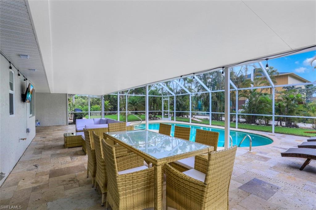 MARCO BEACH - Residential