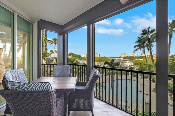 430 COVE TOWER DR APT 302, NAPLES, FL 34110 - Image 496fe9e9e8ab7b818c25eeece3c19a90/2915664017