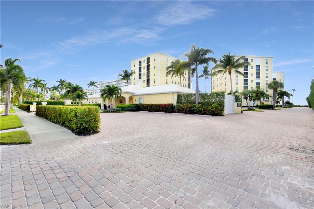 ST CROIX CLUB - Residential