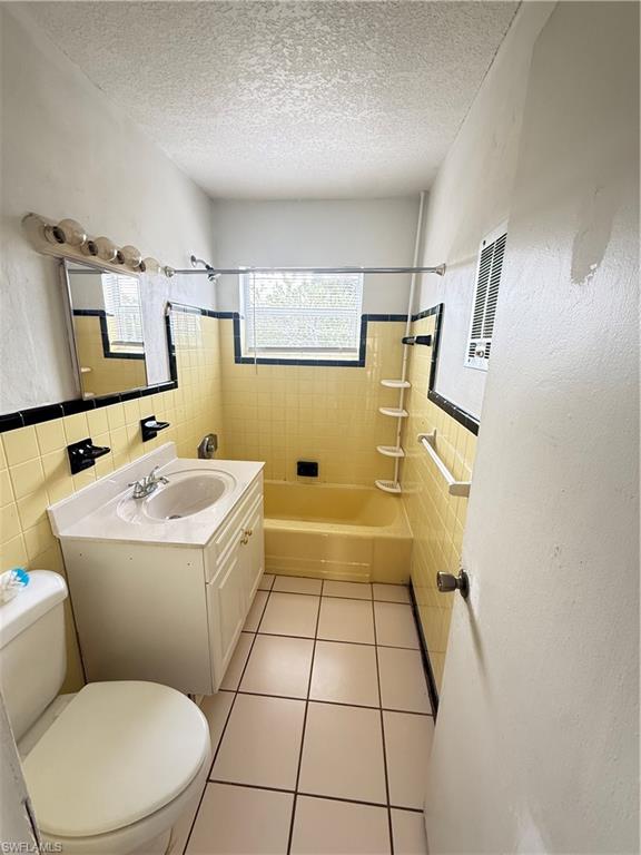 PORT CHARLOTTE - Residential Lease