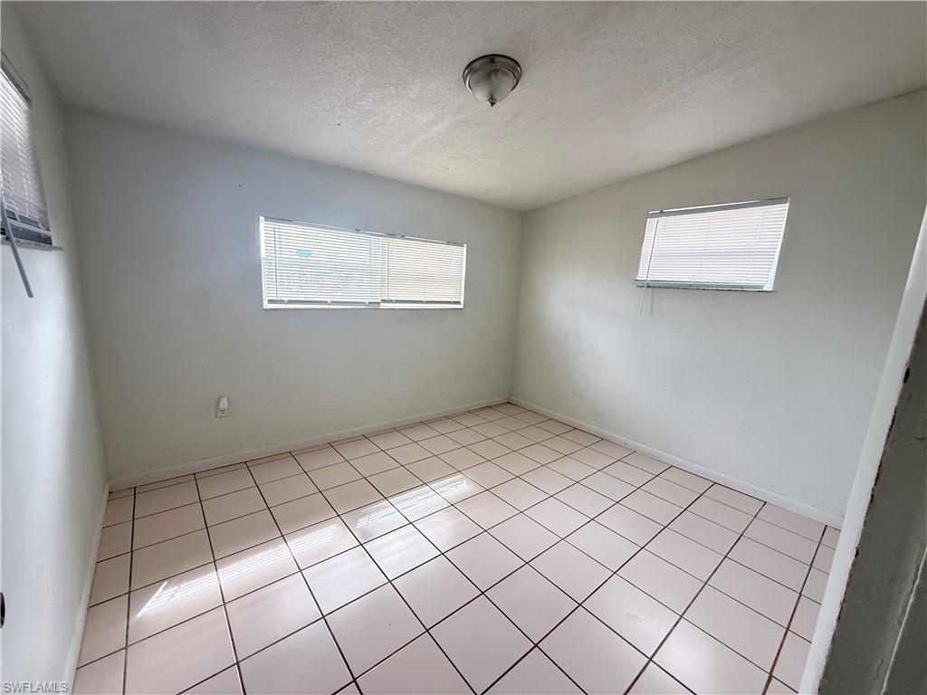 PORT CHARLOTTE - Residential Lease