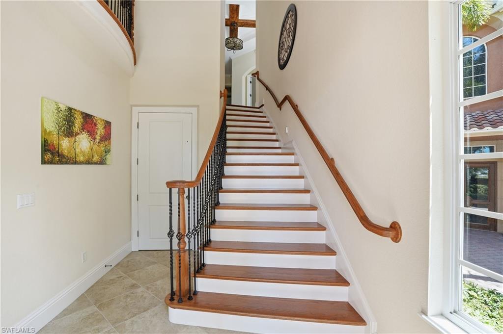 MONTEBELLO - Residential