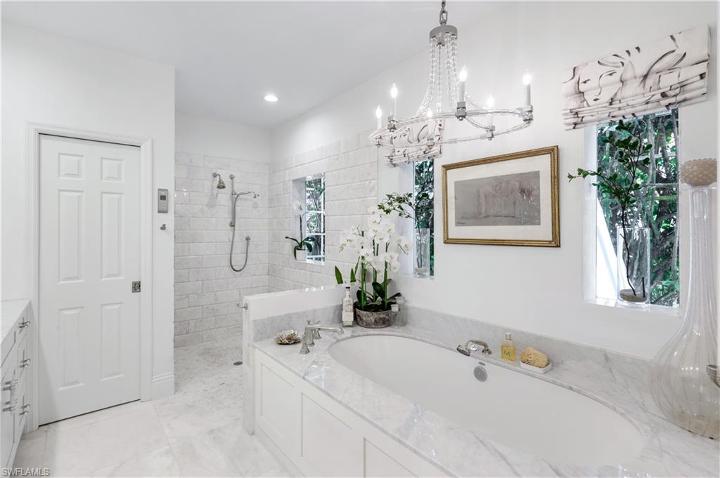 MAHOGANY BEND - Residential