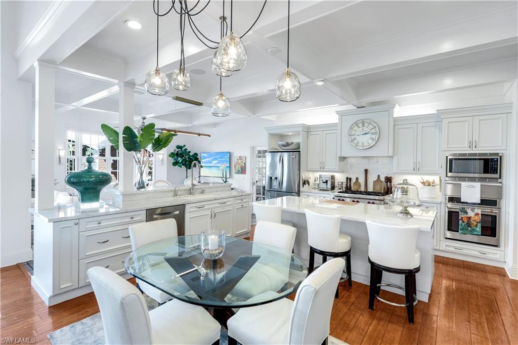 MAHOGANY BEND - Residential