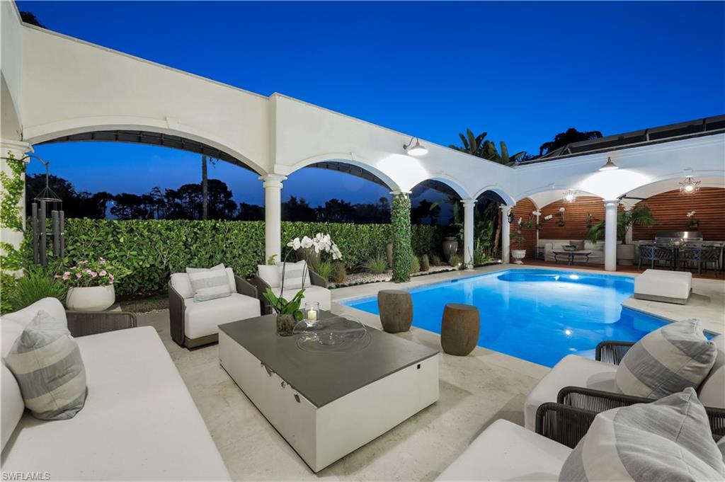 MAHOGANY BEND - Residential