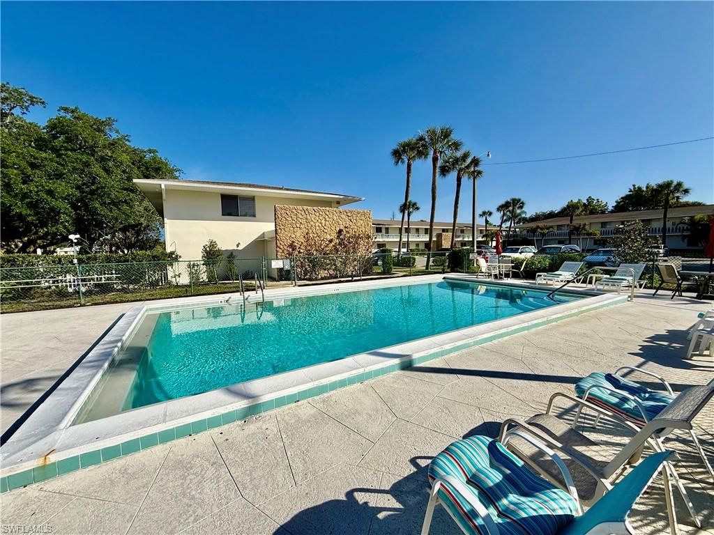 FAIRWAYS CONDO - Residential