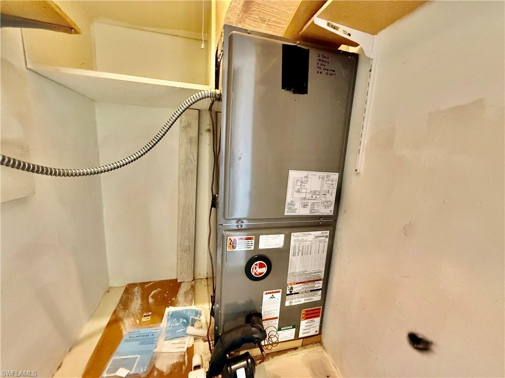 FAIRWAYS CONDO - Residential