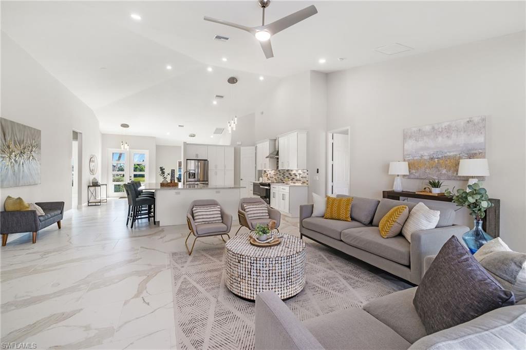 CAPE CORAL - Residential