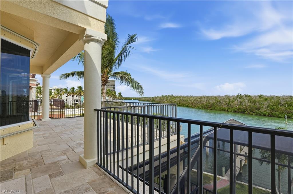 BONITA BEACH - Residential