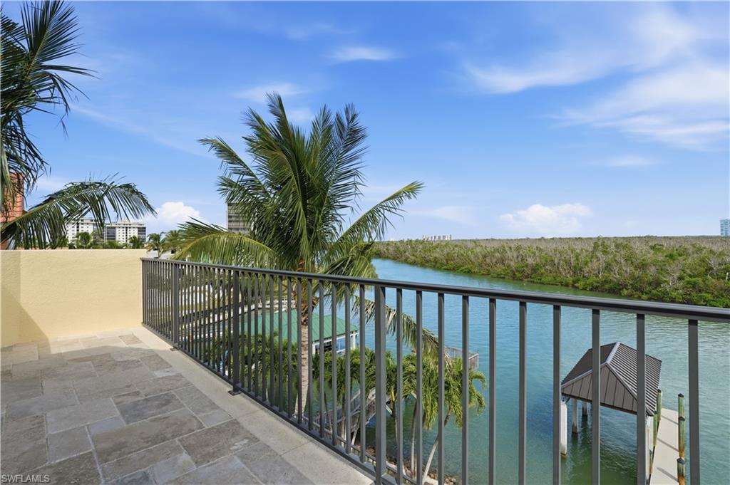 BONITA BEACH - Residential