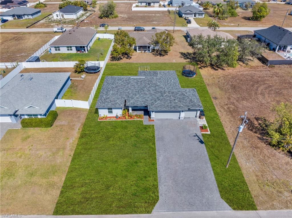 CAPE CORAL - Residential