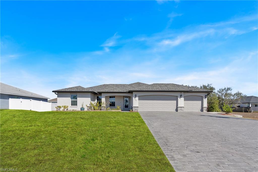 CAPE CORAL - Residential