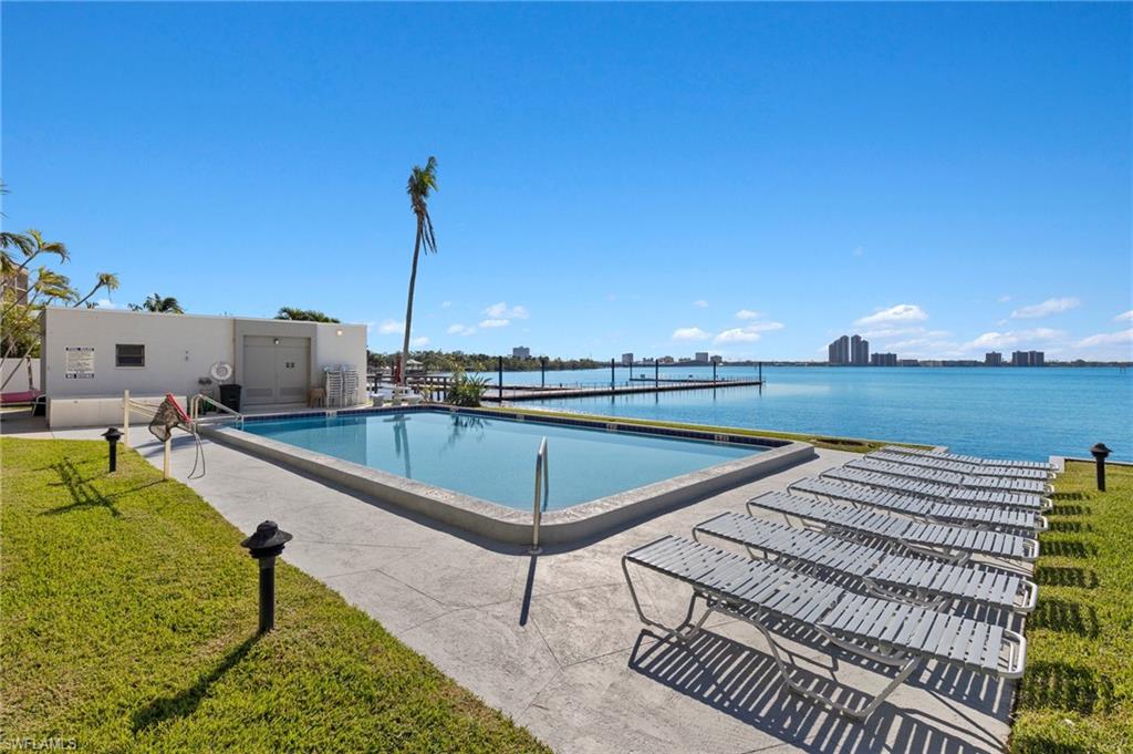 SUNSET NORTH CONDO - Residential