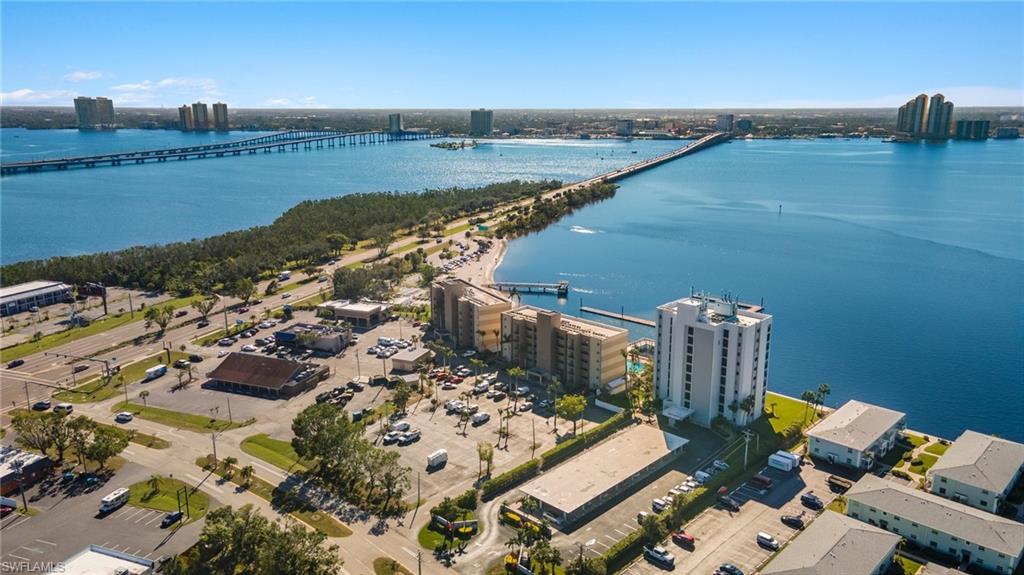 SUNSET NORTH CONDO - Residential