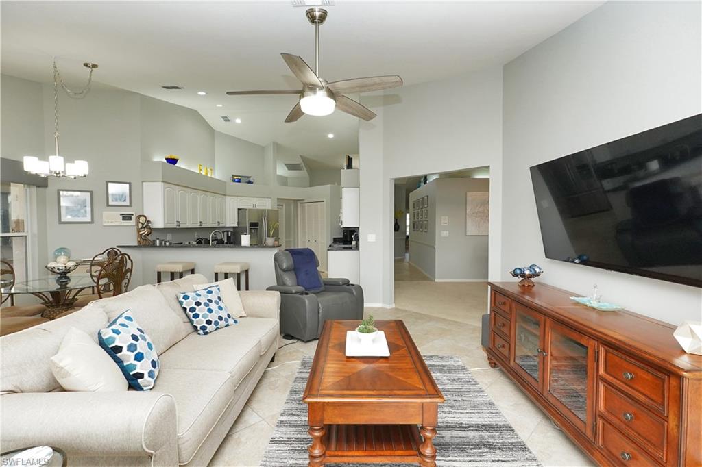 OLDE HICKORY GOLF & COUNTRY CLUB - Residential