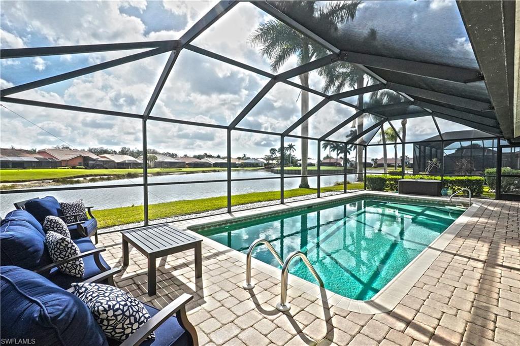 OLDE HICKORY GOLF & COUNTRY CLUB - Residential