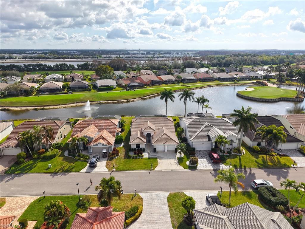 OLDE HICKORY GOLF & COUNTRY CLUB - Residential