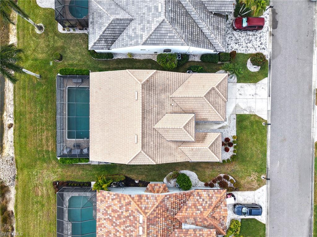 OLDE HICKORY GOLF & COUNTRY CLUB - Residential