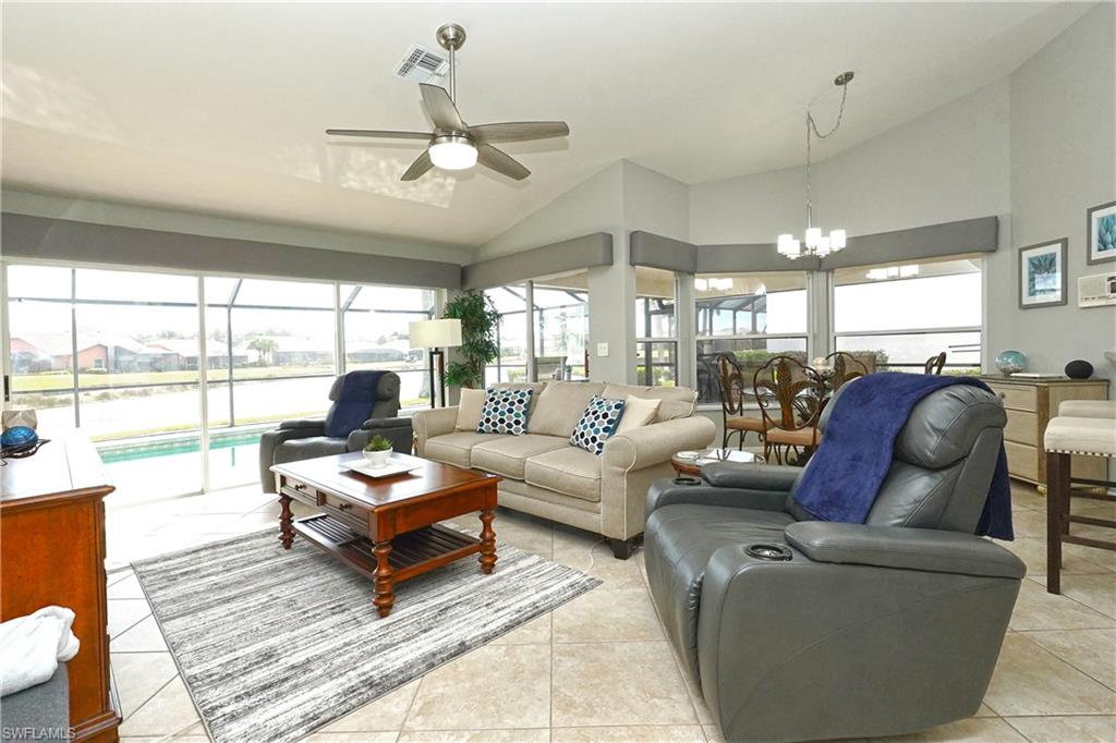 OLDE HICKORY GOLF & COUNTRY CLUB - Residential