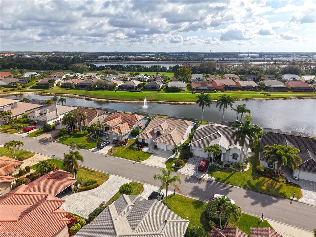 OLDE HICKORY GOLF & COUNTRY CLUB - Residential