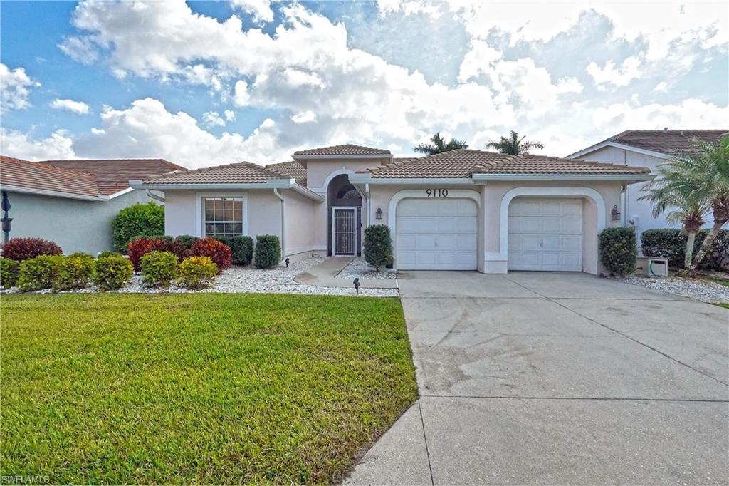 OLDE HICKORY GOLF & COUNTRY CLUB - Residential