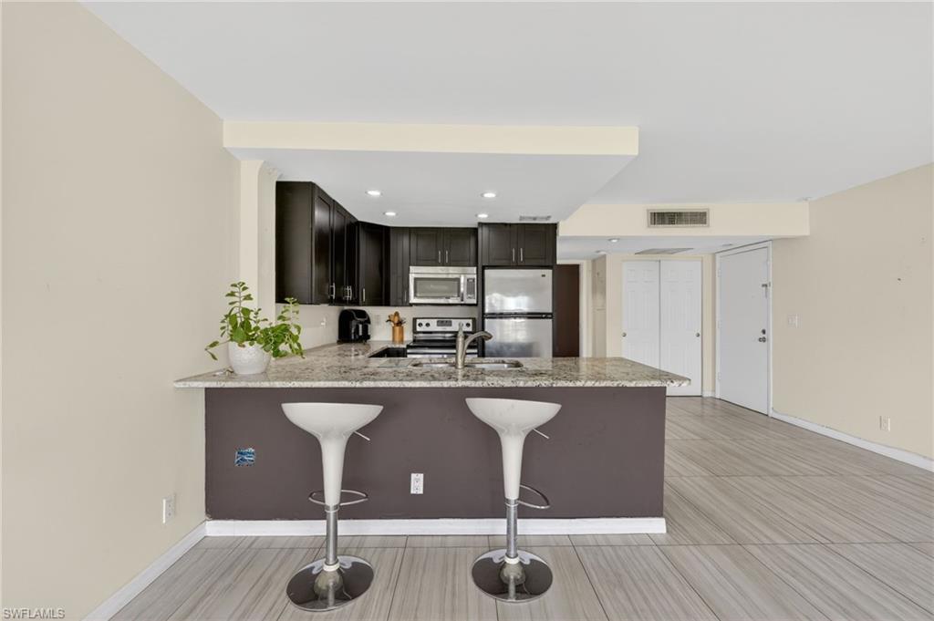 FOREST LAKES - Residential