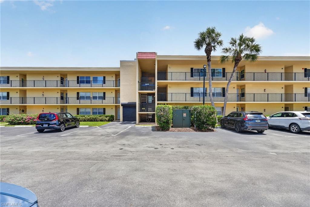 FOREST LAKES - Residential