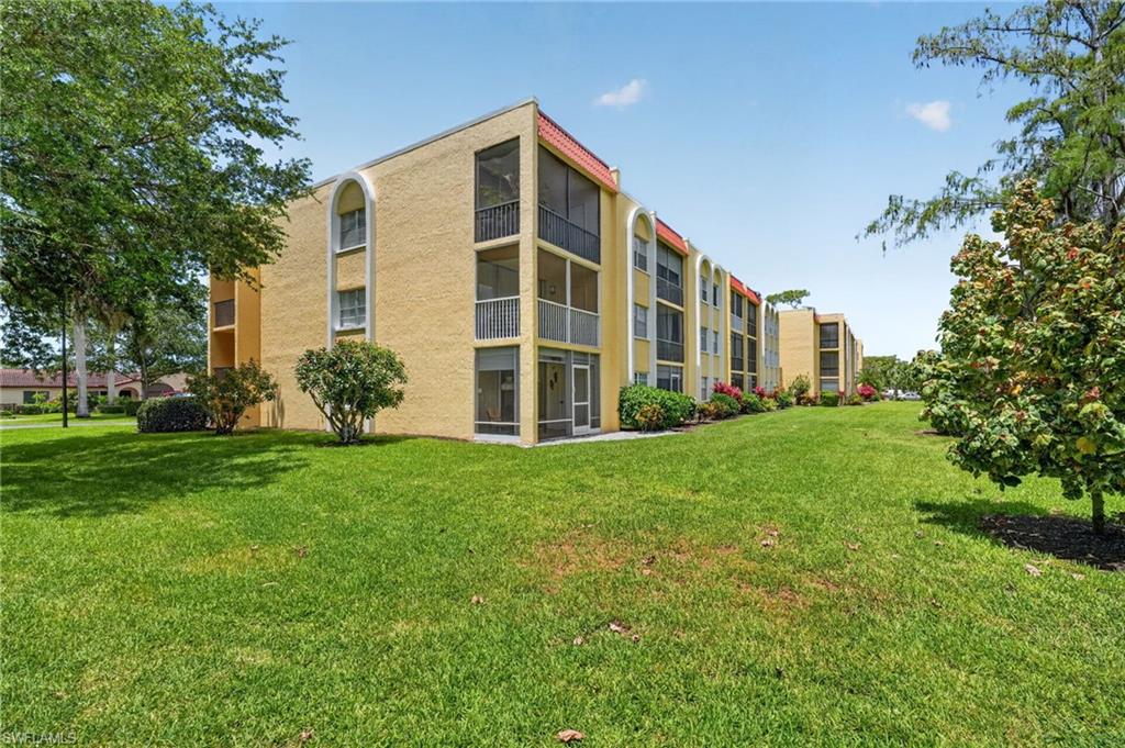 FOREST LAKES - Residential