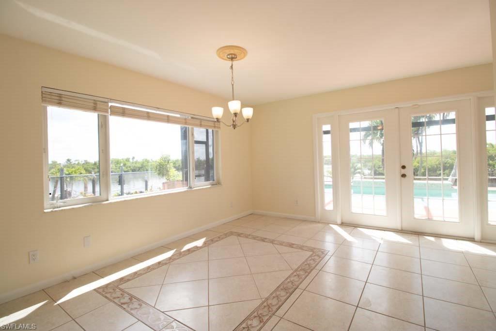 CHARLOTTE SHORES - Residential